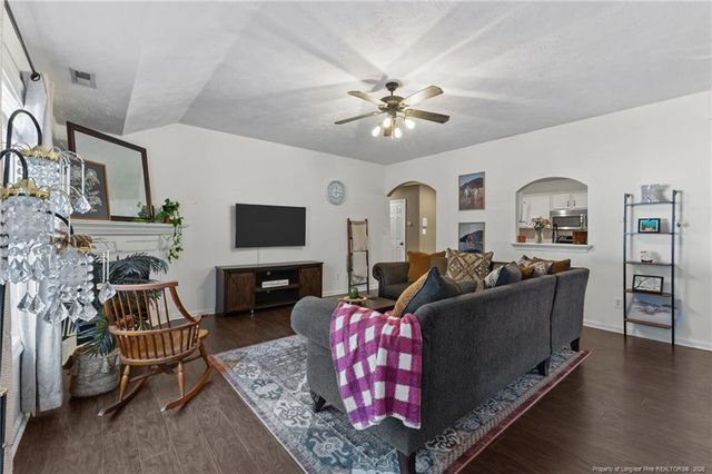 159 Whistling Pine Drive, Raeford, NC 28376