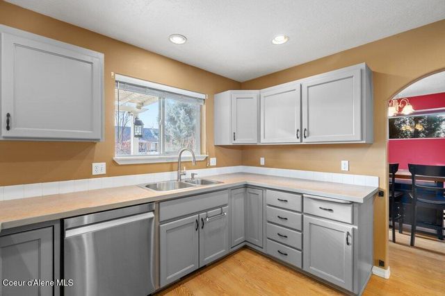 2811 W Thorndale Loop, Coeur D'alene, ID 83815