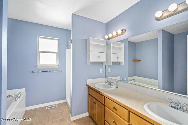 2811 W Thorndale Loop, Coeur D'alene, ID 83815