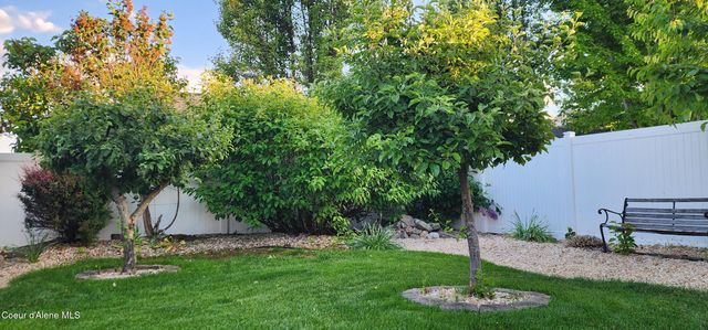 2811 W Thorndale Loop, Coeur D'alene, ID 83815