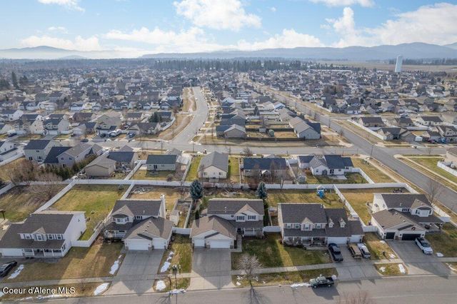 2811 W Thorndale Loop, Coeur D'alene, ID 83815