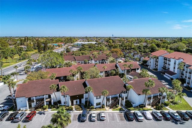 1618 STICKNEY POINT ROAD 1618-202, Sarasota, FL 34231