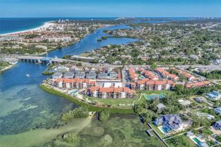 1618 STICKNEY POINT ROAD 1618-202, Sarasota, FL 34231
