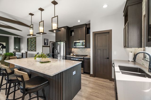 2310 Autumn Blaze Drive, Norwalk, IA 50211