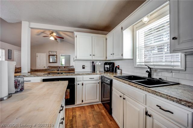 23 Crape Myrtle, Van Buren, AR 72956