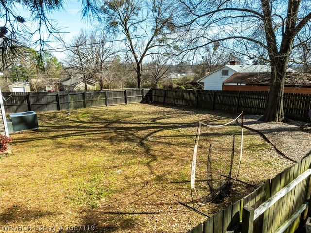 23 Crape Myrtle, Van Buren, AR 72956