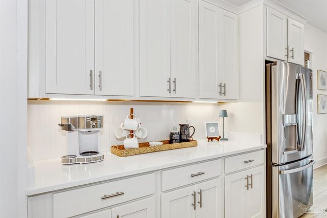 216 Clipper Dr, Pensacola, FL 32507