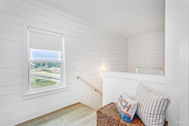 216 Clipper Dr, Pensacola, FL 32507