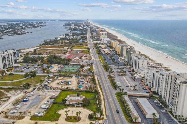 216 Clipper Dr, Pensacola, FL 32507