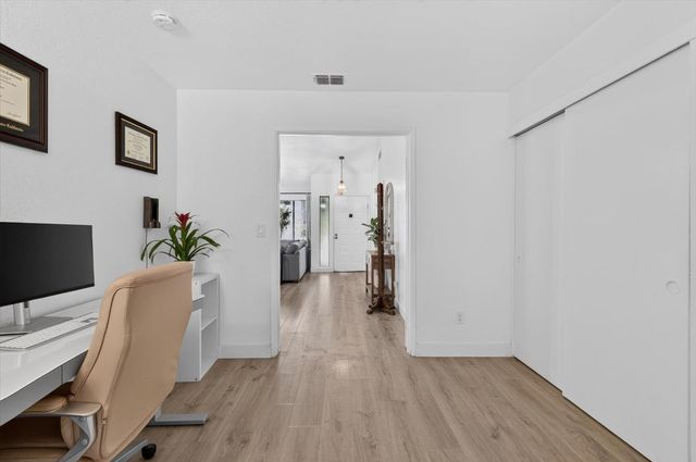 6 Datoro Ct, Sacramento, CA 95833