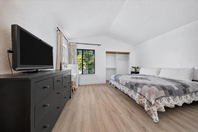 6 Datoro Ct, Sacramento, CA 95833
