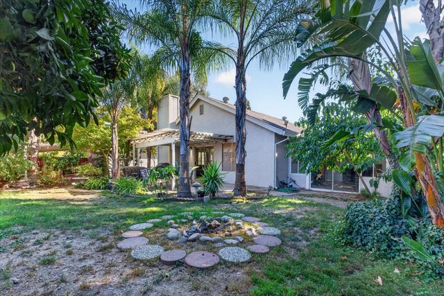 6 Datoro Ct, Sacramento, CA 95833