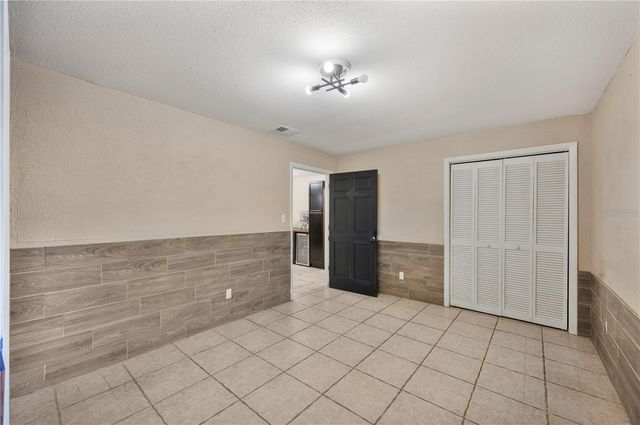 513 QUEENS LOOP N, Lakeland, FL 33803