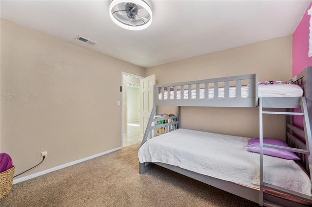 513 QUEENS LOOP N, Lakeland, FL 33803