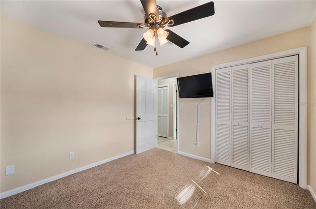 513 QUEENS LOOP N, Lakeland, FL 33803