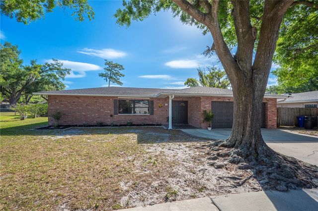 513 QUEENS LOOP N, Lakeland, FL 33803