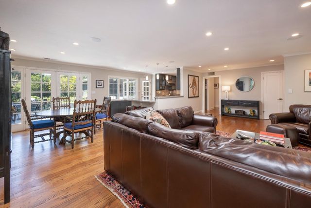 284 Selby Lane, Atherton, CA 94027