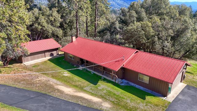 5840 Evergreen Ln, Mariposa, CA 95338