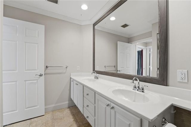 28207 Islet TRL, Bonita Springs, FL 34135