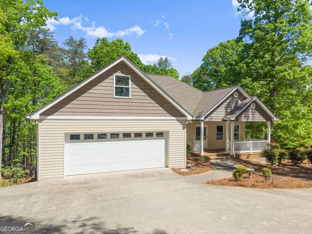 45 Holcomb Drive, Cleveland, GA 30528