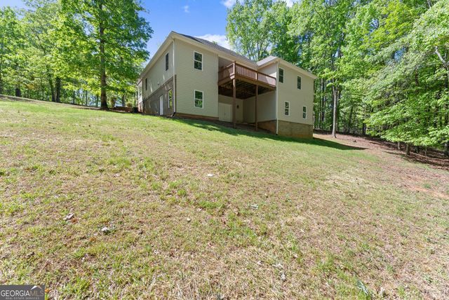 45 Holcomb Drive, Cleveland, GA 30528