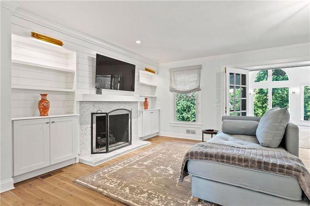 4820 Powers Ferry Road, Atlanta, GA 30327