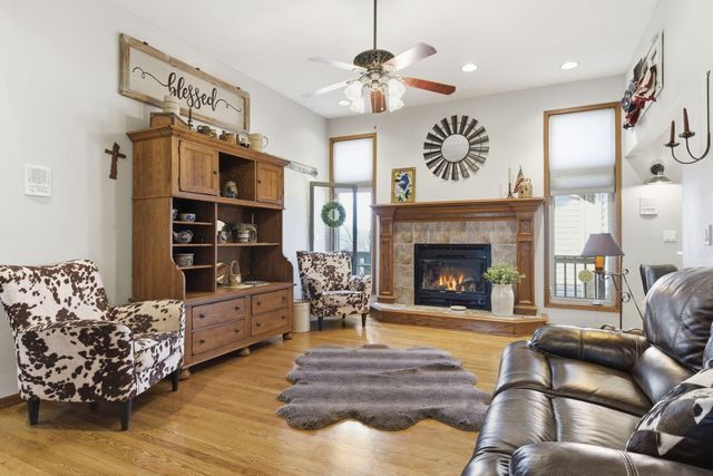 713 W Morning Glory Drive, Nixa, MO 65714