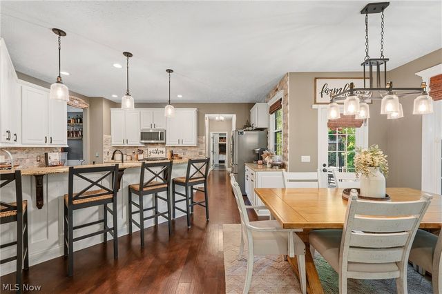20108 Kylemore Drive, Strongsville, OH 44149