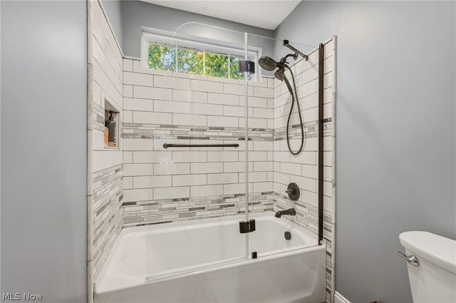 20108 Kylemore Drive, Strongsville, OH 44149
