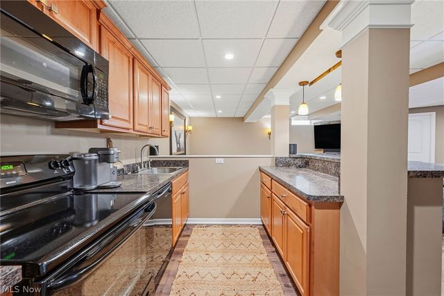 20108 Kylemore Drive, Strongsville, OH 44149