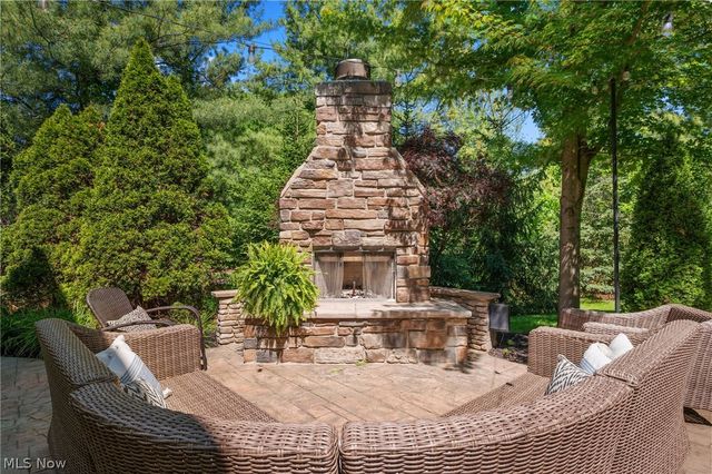 20108 Kylemore Drive, Strongsville, OH 44149