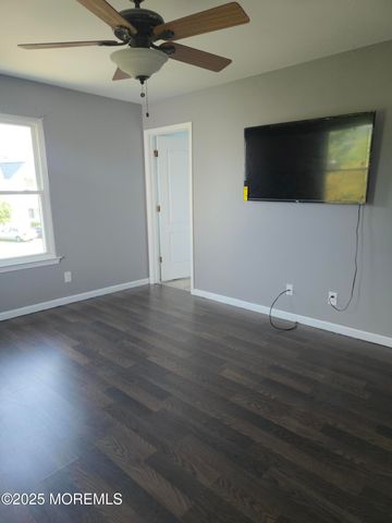 34 Vance Avenue, Sicklerville, NJ 08081