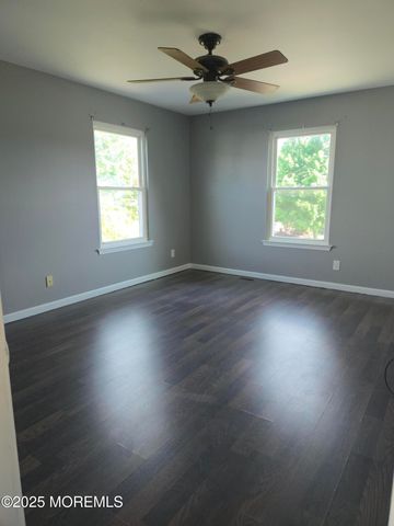 34 Vance Avenue, Sicklerville, NJ 08081