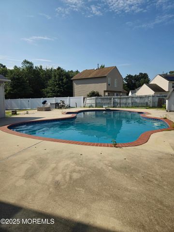 34 Vance Avenue, Sicklerville, NJ 08081