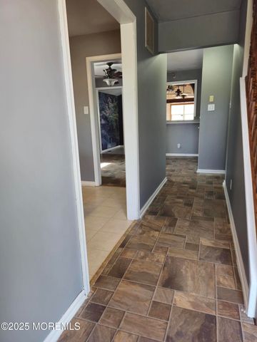 34 Vance Avenue, Sicklerville, NJ 08081