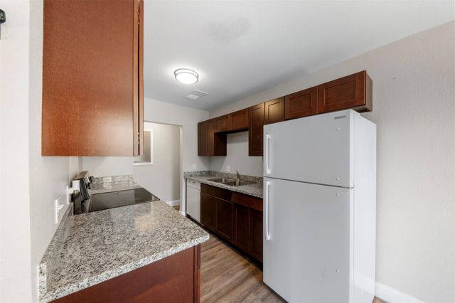 9371 Pagewood Lane, Houston, TX 77063