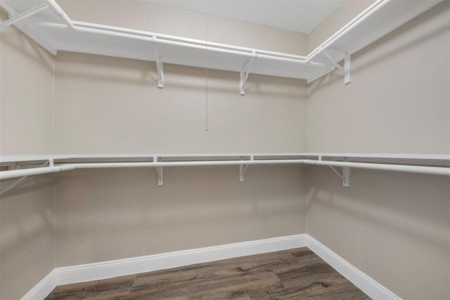 9371 Pagewood Lane, Houston, TX 77063