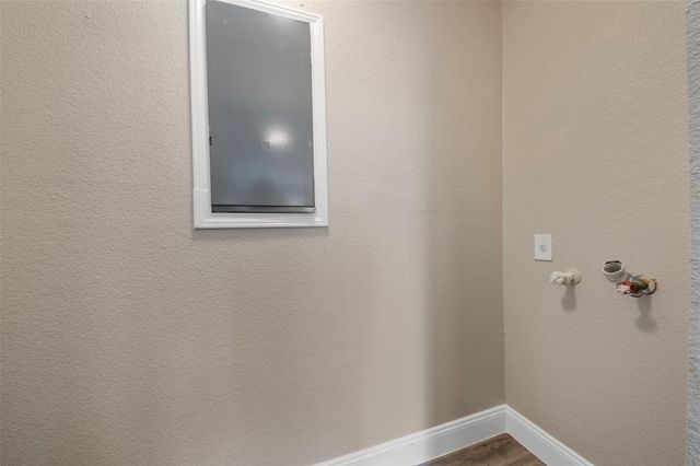 9371 Pagewood Lane, Houston, TX 77063