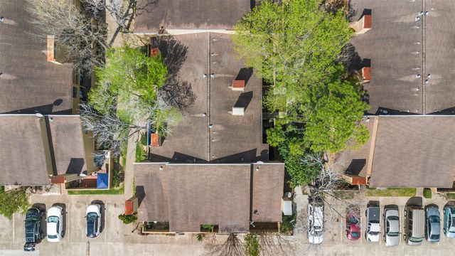 9371 Pagewood Lane, Houston, TX 77063