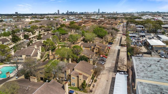 9371 Pagewood Lane, Houston, TX 77063