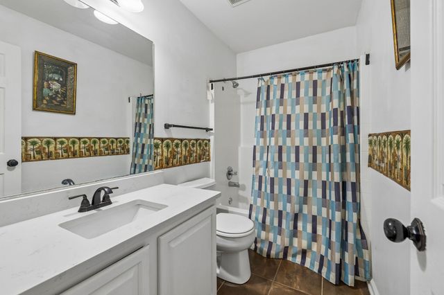 904 Lavergne Ln, La Vergne, TN 37086
