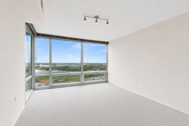 9715 Woods Drive 1505, Skokie, IL 60077