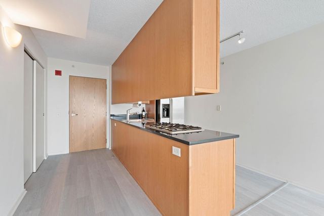 9715 Woods Drive 1505, Skokie, IL 60077
