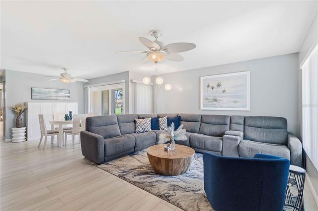 3303 CAMBRIDGE AVENUE, Bradenton, FL 34207