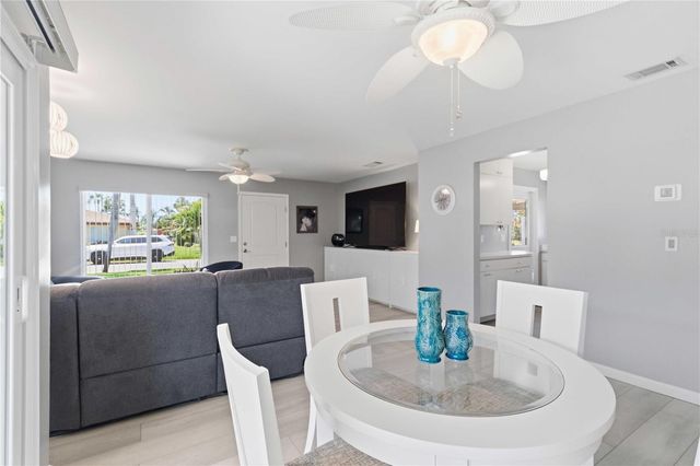 3303 CAMBRIDGE AVENUE, Bradenton, FL 34207
