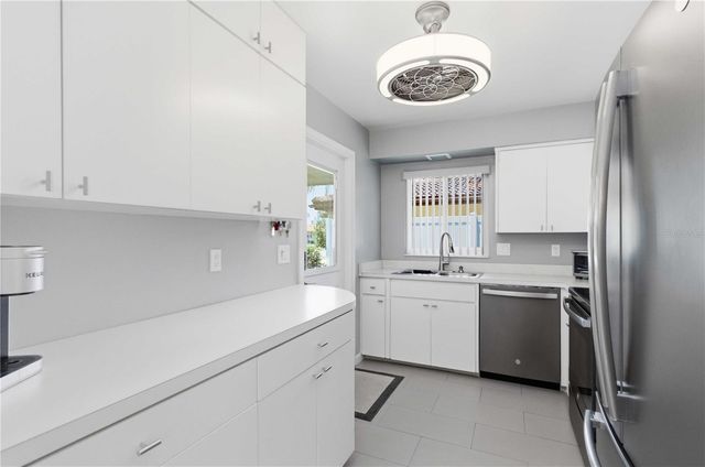 3303 CAMBRIDGE AVENUE, Bradenton, FL 34207