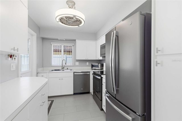 3303 CAMBRIDGE AVENUE, Bradenton, FL 34207