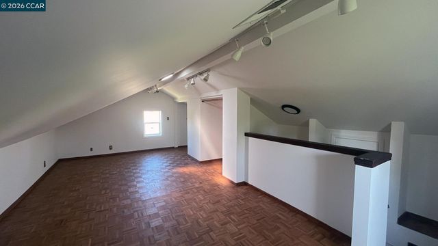 113 Bancroft Rd, Burlingame, CA 94010