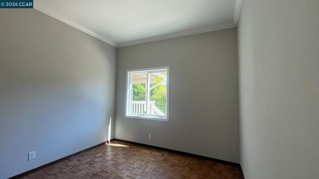 113 Bancroft Rd, Burlingame, CA 94010