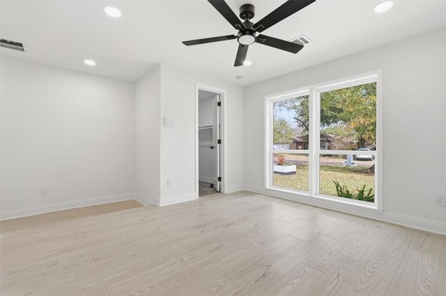 16255 Summer Wind Drive, Houston, TX 77090